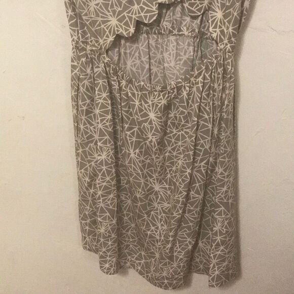 Madewell (Broadway & Broome) Peekaboo geometric open back cutout scalloped dress - Picture 7 of 9